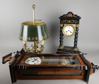 LAMPE de TABLE dite bouillotte en laiton...