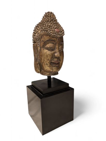 CHINA, early 20th century
Large sculpture...