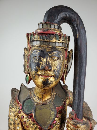 BURMA, 19th century
Statue in gold-lacquered...