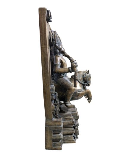 INDIA - 20th century
Large bronze stele depicting...