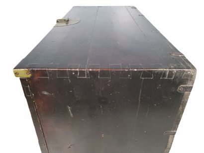 KOREA, late Choson period, 19th century
Chest...
