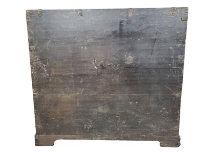 KOREA, late Choson period, 19th century
Chest...