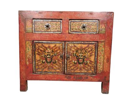 TIBET, 19th century
Red lacquered wood cabinet,...