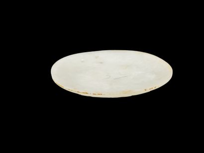 CHINA, 19th century
White jade scepter plate,...