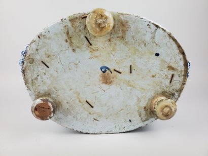 ROUEN Covered fountain and basin
Baluster-shaped...