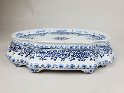 STRASBOURG
Oblong earthenware tabletop with...