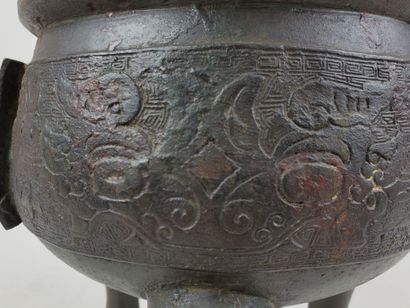 CHINA, Song and Ming periods
Two tripod bronze...
