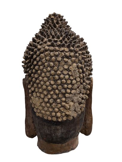 CHINA, early 20th century
Large sculpture...