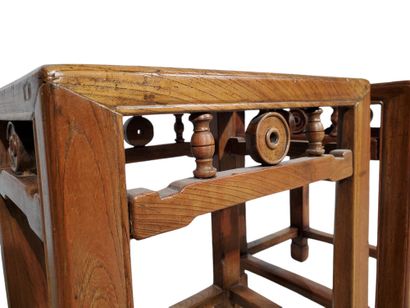 CHINA, 19th century
Pair of elm wood saddles,...
