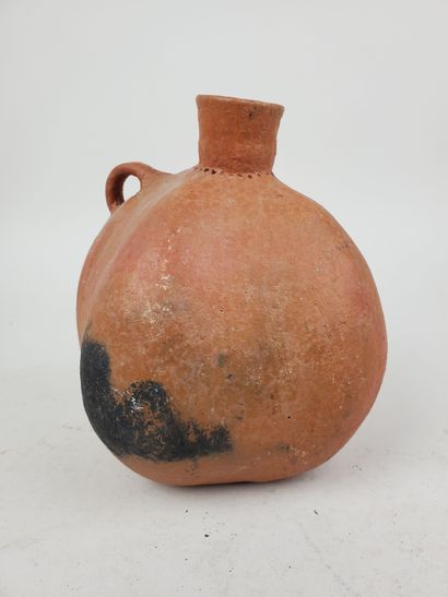 ANCIENT NORTH AFRICA
Six African potteries,...