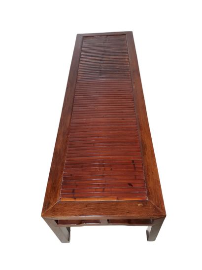 CHINA, 19th century
Wooden bench, the seat...