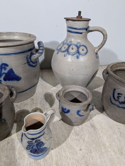 BETSCHDORF
Sept pots et ancien pichet en...