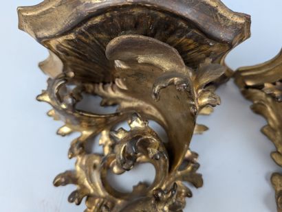Pair of small Louis XV style sconce CONSOLES
Wood...