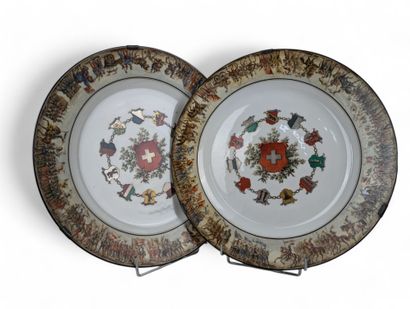 SAINT LOUIS, XIXe siècle
Deux grands plats...