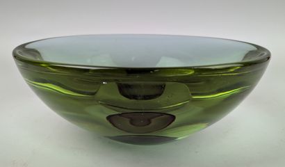 DAUM Nancy France
Circular bowl in green...