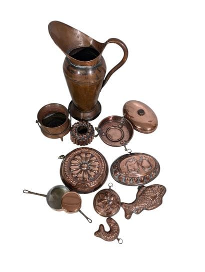 TABLEWARE
Set of saucepans, molds, etc...,...