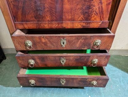 Retour d'Égypte-style SECRETARY
Veneered...