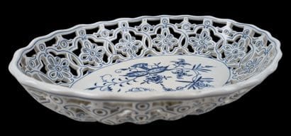 MEISSEN 
Plat à décor dit 