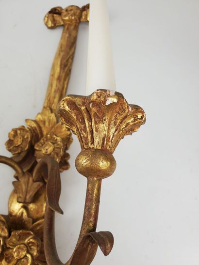 Pair of Transition style APPLIQUES
Carved...
