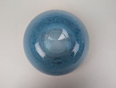 Verrerie DE BIOT, XXe siècle
Coupe en verre...