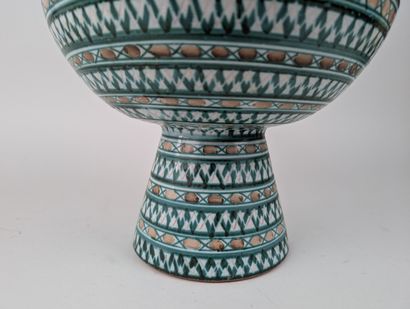 Robert PICAULT (1919-2000) 
Grande coupe...