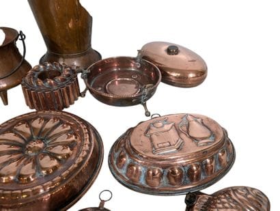TABLEWARE
Set of saucepans, molds, etc...,...