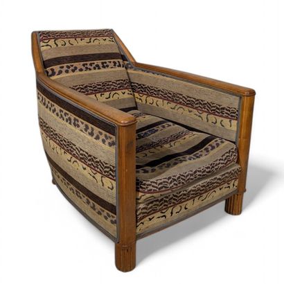 FAUTEUIL de style Art Déco
Structure en bois...