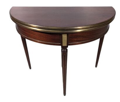 Empire-style half-moon TABLE
Mahogany veneer,...