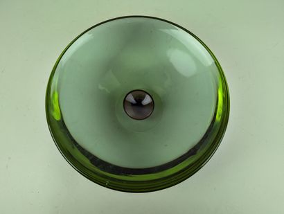 DAUM Nancy France
Circular bowl in green...