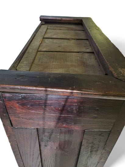 Small Breton ARMOIRE
Blackened walnut veneer,...