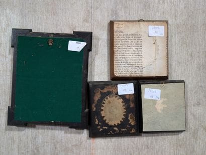 ÉCOLE du XIXe siècle, 4 œuvres :
- Deux miniatures...