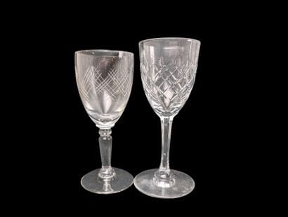 GLASSWARE
Parts of mismatched glass services,...