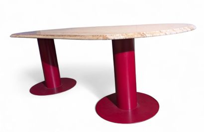 Dans le goût des productions de GUBI
Table...