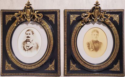 Pair of Napoleon III style FRAMES 
Blackened...