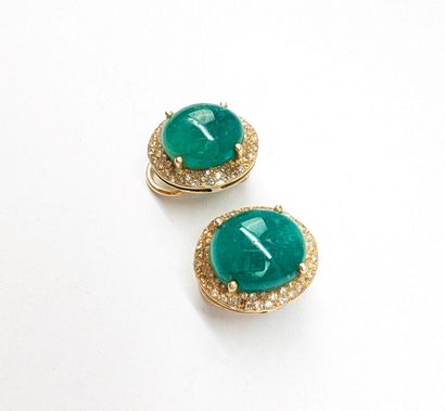 PAIRE de CLIPS d'oreilles en or jaune 750...