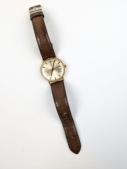 POP
Montre bracelet homme en or jaune 750...
