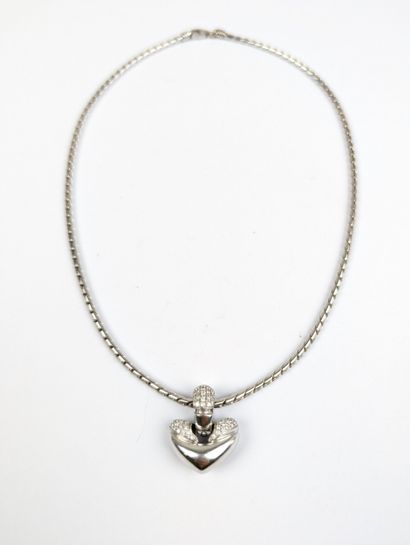 FOPE
Collier en or blanc 750 ‰ composé d'une...