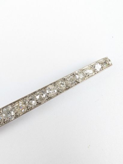 Broche barrette en platine 950 ‰ mention...