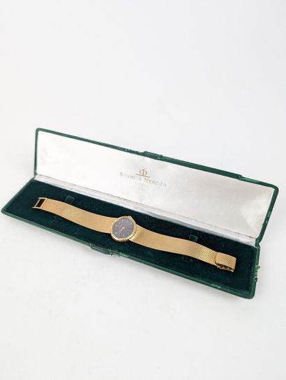 BAUME & MERCIER
Montre bracelet dame en or...
