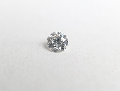 Diamant seul avec certificat GIA :
- taille...