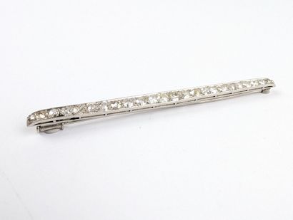 Broche barrette en platine 950 ‰ mention...