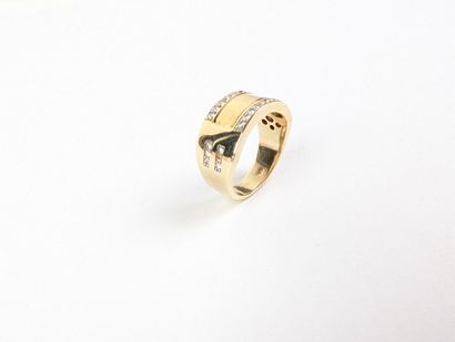 Bague jonc en or jaune 585 ‰ sertie de lignes...