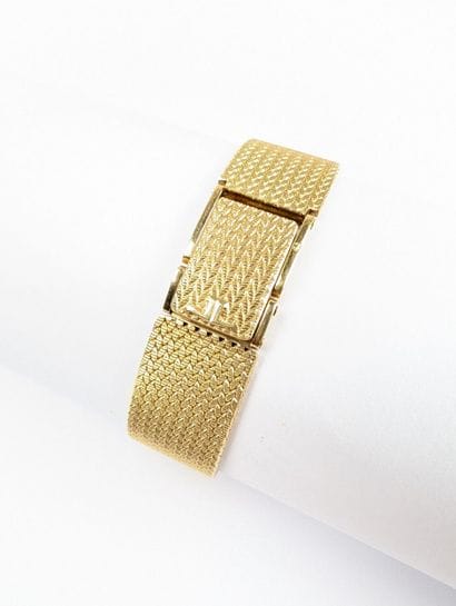 JAEGER LECOULTRE 
Montre bracelet en or jaune...