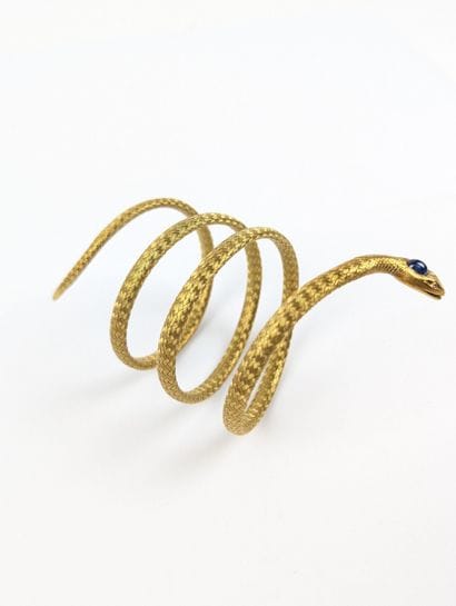 Important bracelet en or jaune 750 ‰ figurant...