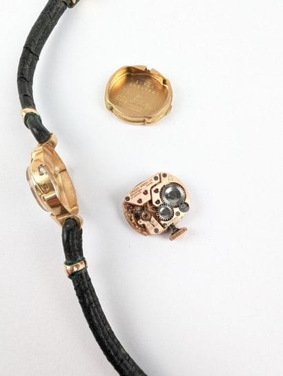 OMEGA
Montre bracelet dame en or jaune 750...