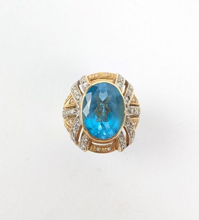 Bague dôme en or jaune 585 ‰ ornée d'une...