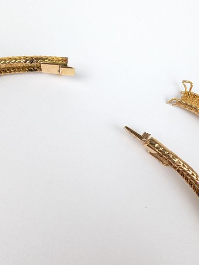 Collier en or jaune 750 ‰ maille semi-rigide...