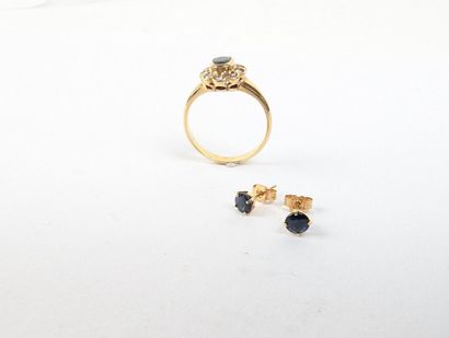 Parure en or jaune 750 ‰ sertie de diamants...
