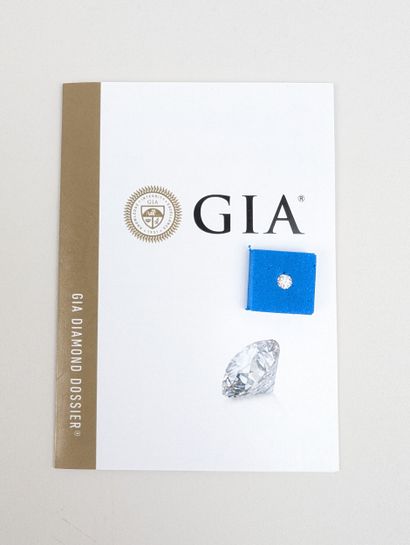 Diamant seul avec certificat GIA :
- taille...