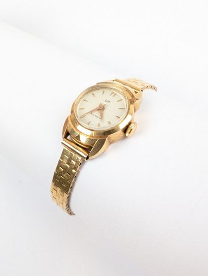 LIP
Montre bracelet dame en or jaune 750...